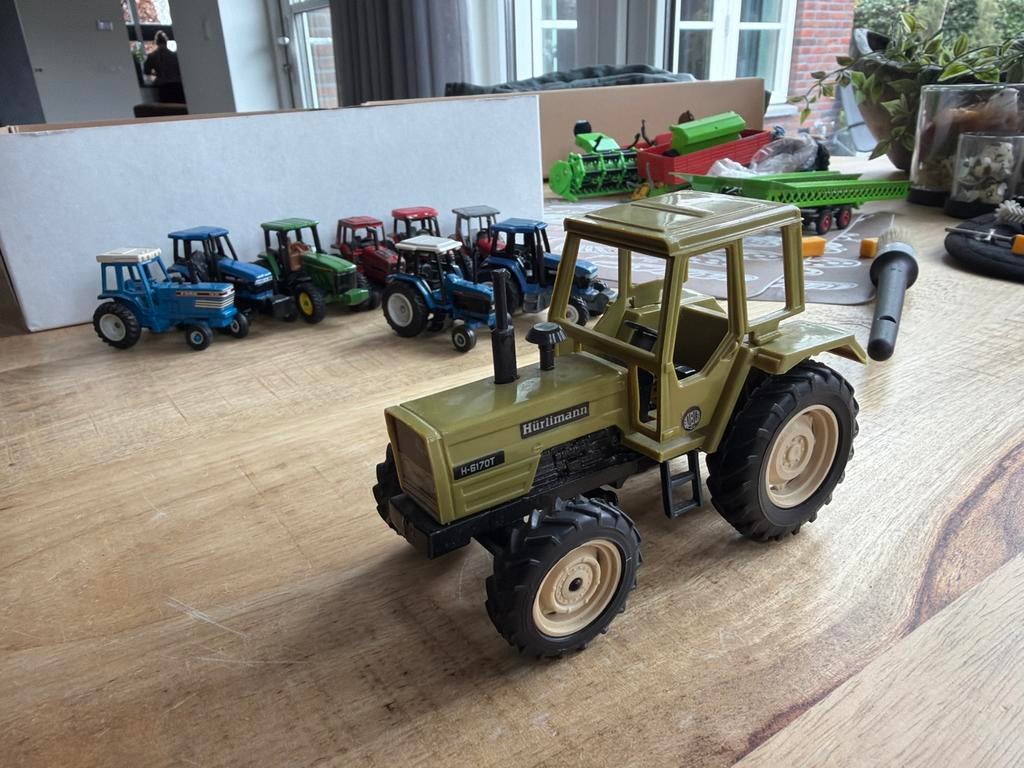 Hurlimann H-6170T model tractor 1:32 ros, Overige merken, Gebruikt, 1:32 tot 1:50, Overige typen