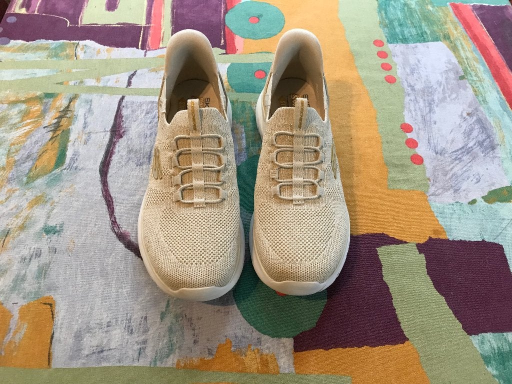 Sketchers schoenen, Hands vrij , crème kleur, Kleding | Dames, Schoenen, Skechers, Beige, Ophalen of Verzenden, Sneakers of Gympen