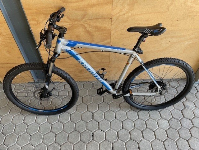 KREIDLER mountainbike 27.5 Inch zilver met blauw NIEUWSTAAT!, 49 tot 53 cm, Zo goed als nieuw, Schijfrem, Ophalen