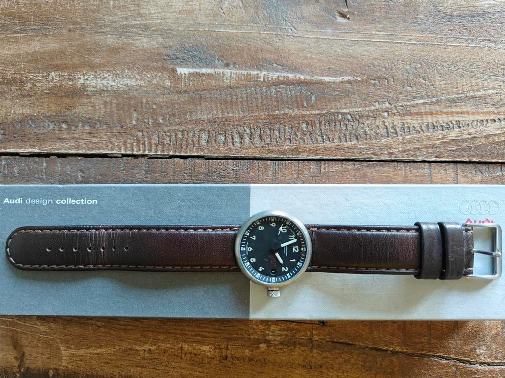 TT automatisch horloge, Ophalen of Verzenden, Zo goed als nieuw, Leer, Overige merken