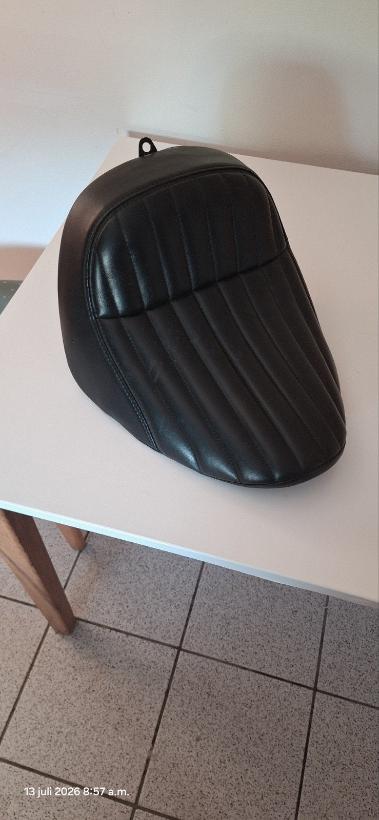 zadel  m8 streetbob, Motoren, Onderdelen | Harley-Davidson, Ophalen of Verzenden