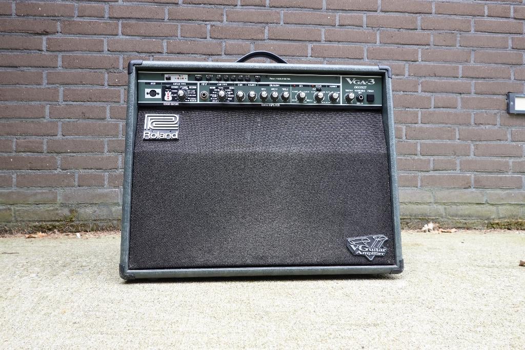 Roland VGA-3 gitaarversterker, Ophalen, Zo goed als nieuw, Gitaar, 50 tot 100 watt