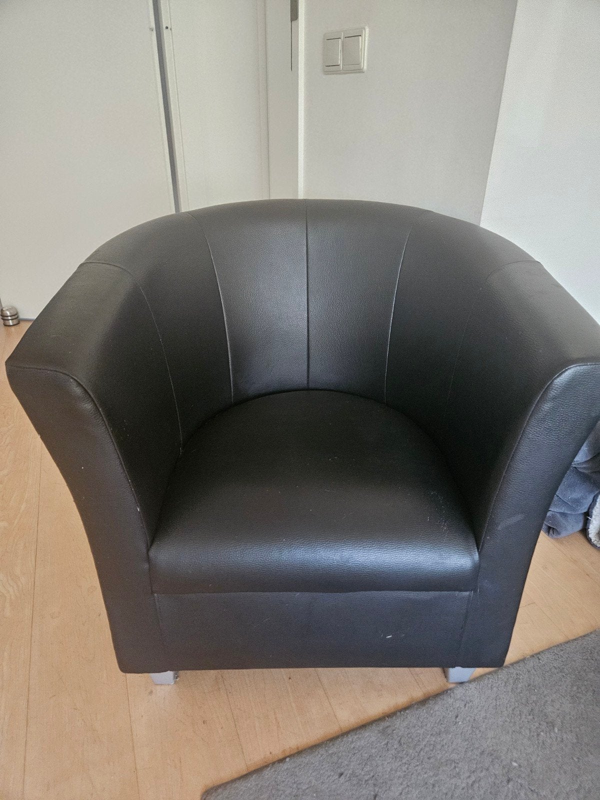 Zwarte fauteuil - comfortabele kuipstoel, Huis en Inrichting, Stoelen, Ophalen, Modern, Comfortabel, Gebruikt, Zwart
