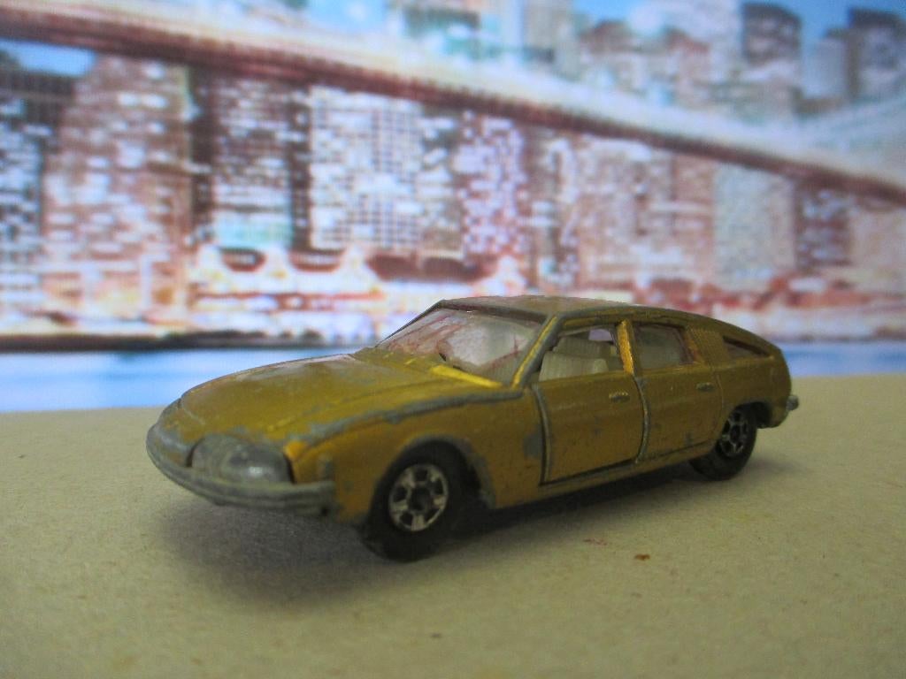 1:64 BMC 1800 Pininfarina - Matchbox No 54 goud 1969-1970 #2, Hobby en Vrije tijd, Modelauto's | Overige schalen, Gebruikt, Auto