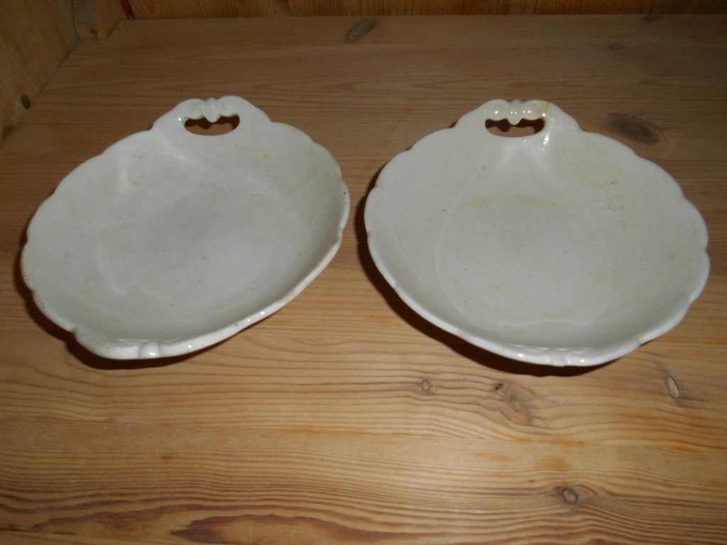 2 antieke petrus regout schaaltjes  10 e, Antiek en Kunst, Ophalen of Verzenden