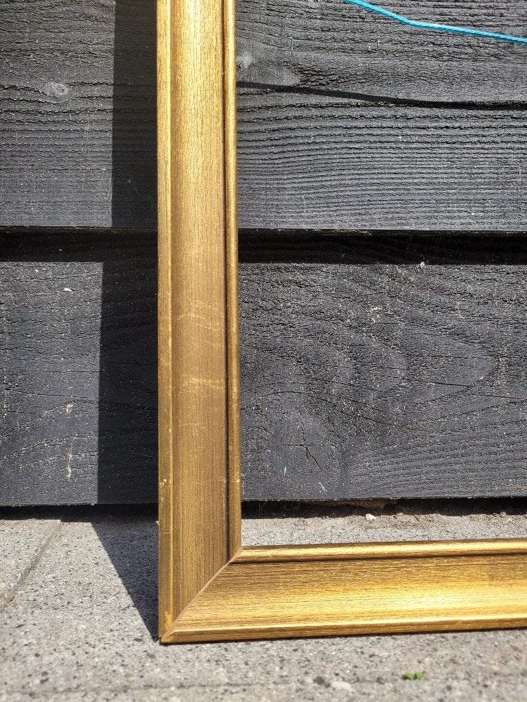 Goudkleurige houten lijst met binnenmaat 40,5 x 50,5 cm., Ophalen, 55 cm, Gebruikt, Schilderijlijst