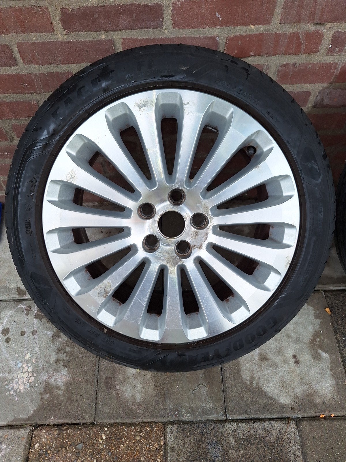 Ford Focus mk2. Set van 4 gebruikte 17 inch velgen met zomer, Auto-onderdelen, Banden en Velgen, Ophalen, Gebruikt, Banden en Velgen