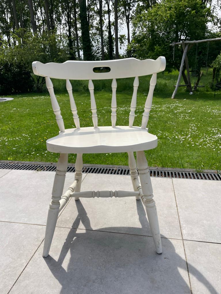 Leuke wit geverfde houten stoel, Huis en Inrichting, Stoelen, Ophalen, Gebruikt, Wit, Eén