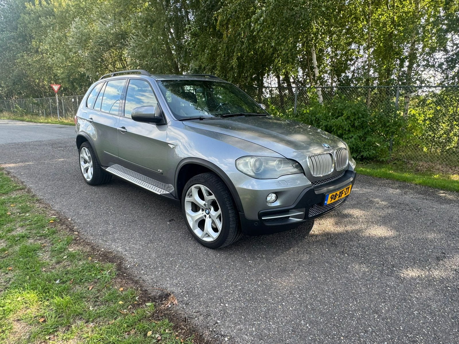 BMW X5 4.8 I AUT 2007 Grijs, Auto's, Euro 5, Parkeersensor, 4799 cc, 2145 kg