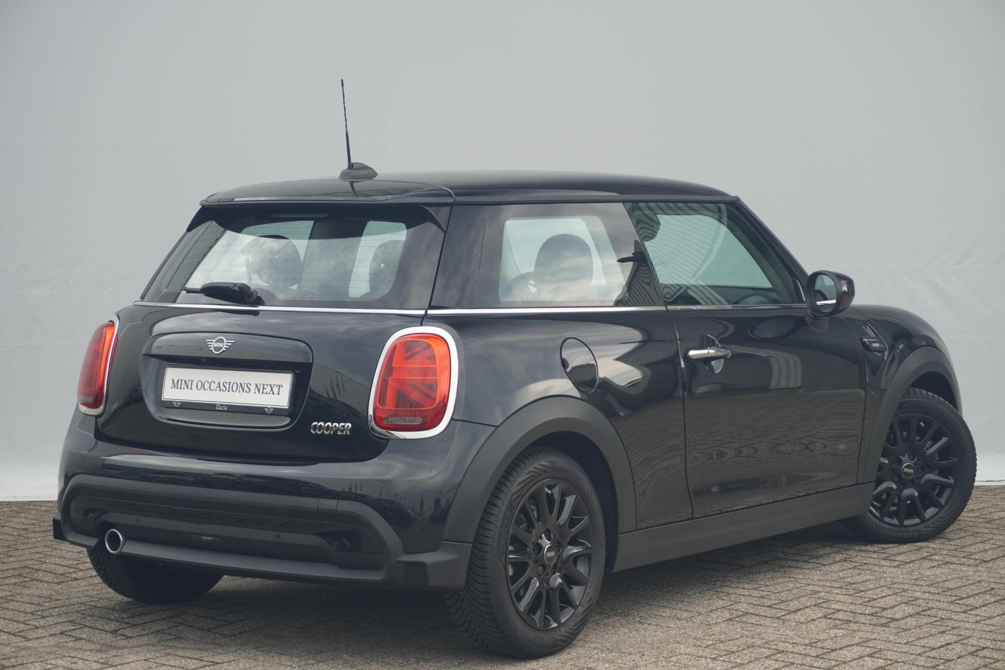 MINI 3-Deurs Cooper Camden Edition | Comfort Access | Drivin, Auto's, Gebruikt, Met garantie (alle), 4 stoelen, Origineel Nederlands