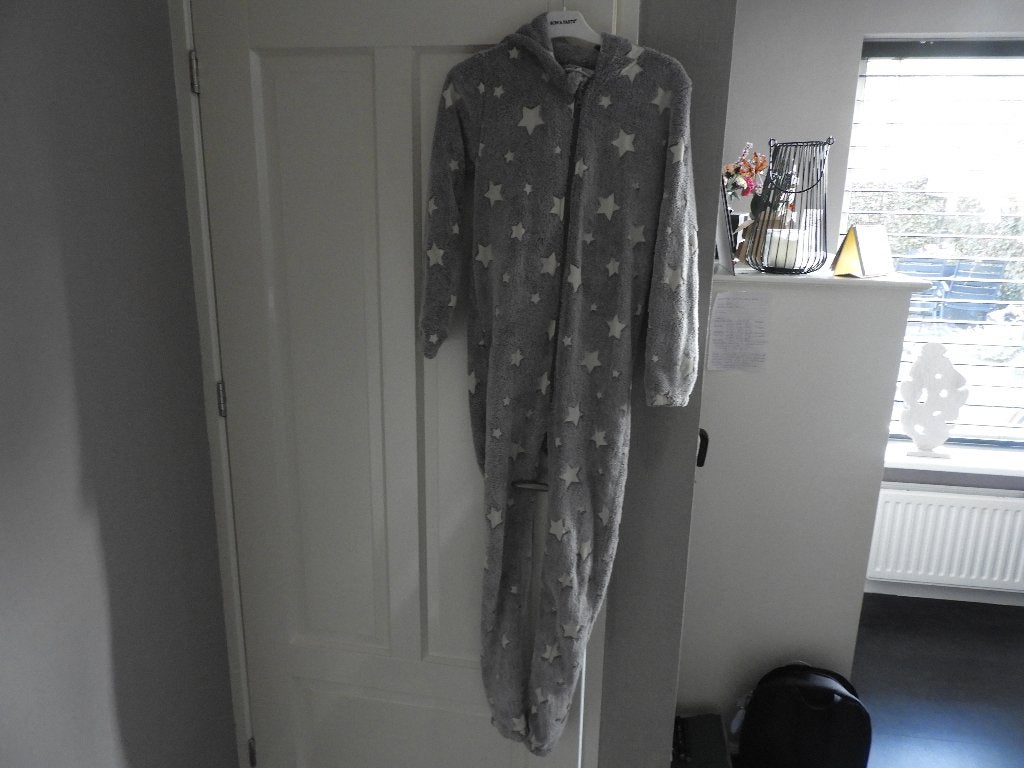 Meisjes onesie. Maat 158, Nacht- of Onderkleding, Meisje, Ophalen of Verzenden, Zo goed als nieuw