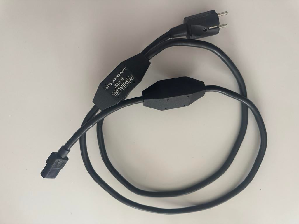 Transparent Audio Powerlink Super powercord, Audio, Tv en Foto, Audiokabels en Televisiekabels, Ophalen of Verzenden, Zo goed als nieuw