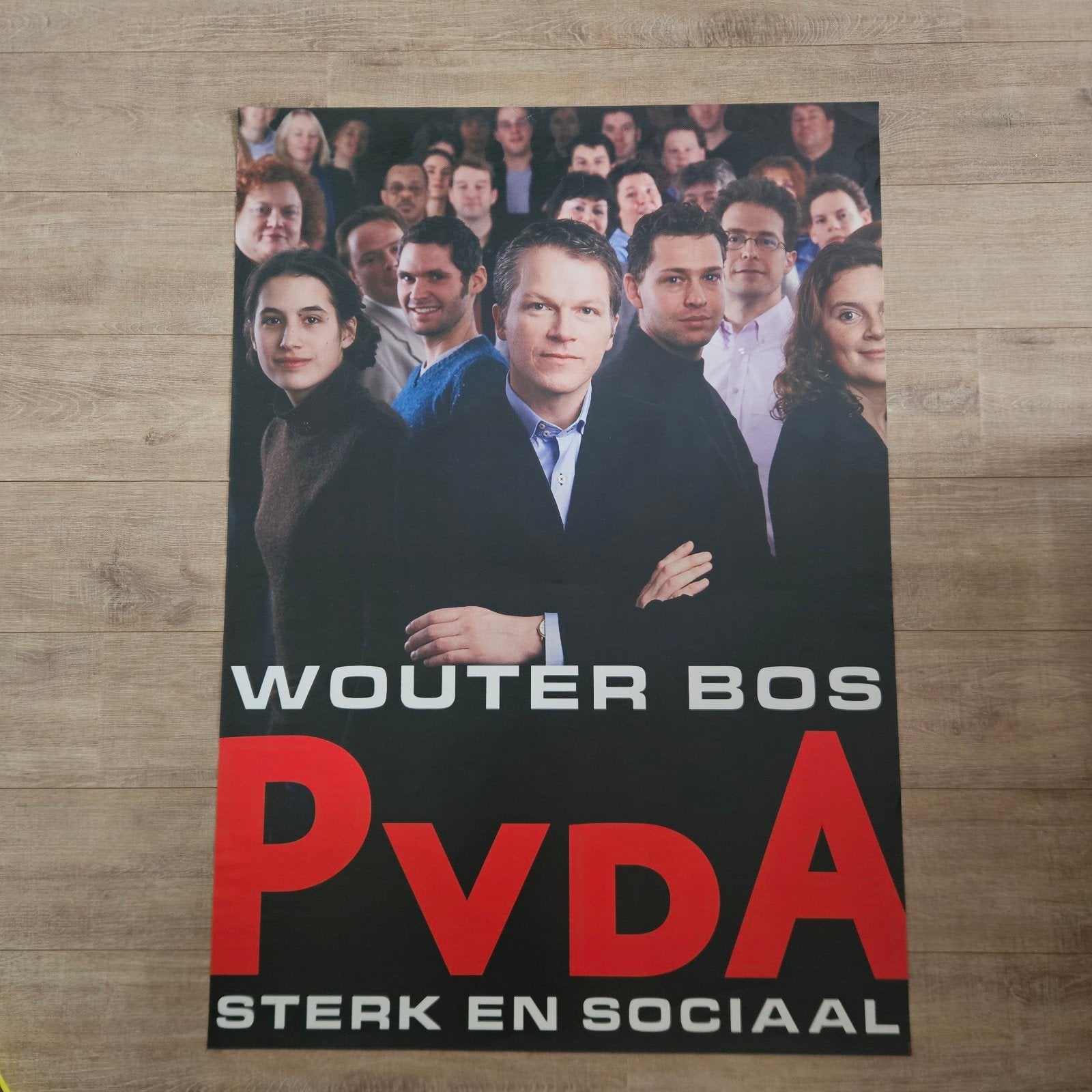 Wouter Bos PvdA Poster - Sterk en Sociaal (119 x 84 cm), Deurposter of groter, Ophalen of Verzenden, Overige onderwerpen, Rechthoekig Staand