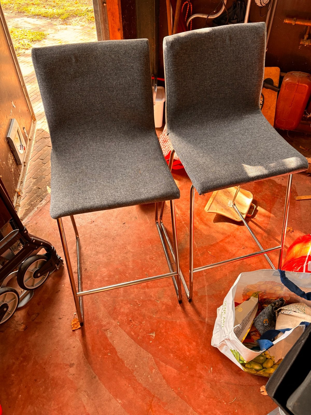 2 IKEA barkrukken uit rookvrij huis, Ophalen, Gebruikt, 90 cm of meer, Metaal