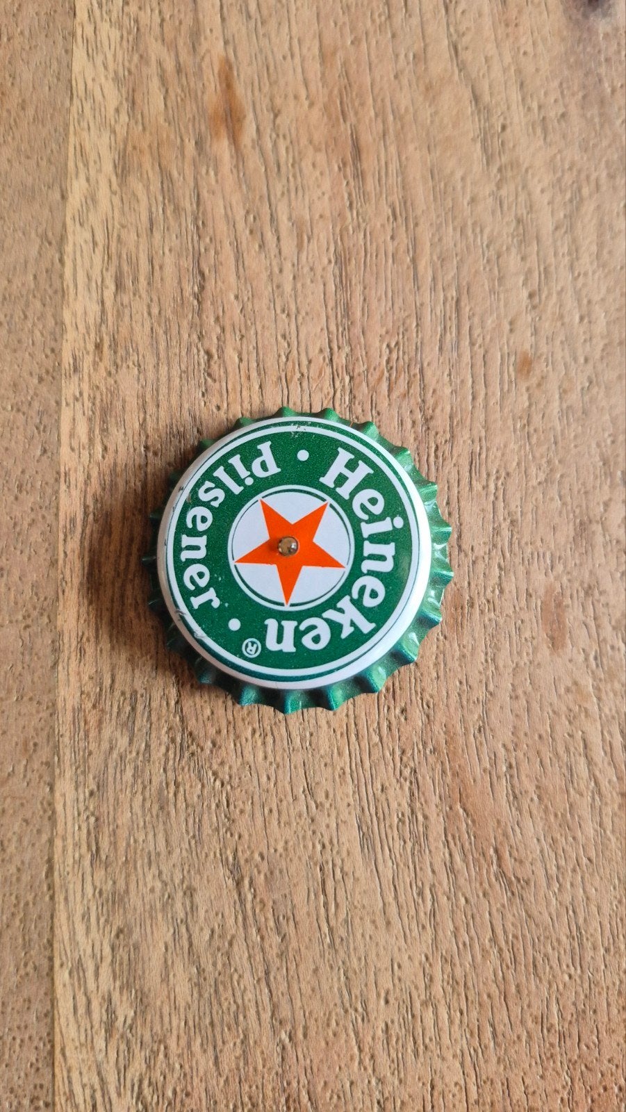 Heineken speldje met knipperend rood lichtje, Ophalen of Verzenden, Zo goed als nieuw, Overige typen, Heineken