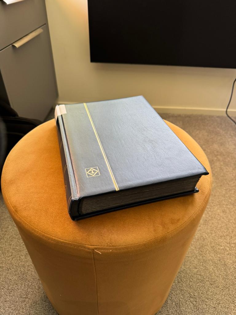 Dik album postfris uit 47 landen, Postzegels en Munten, Postzegels | Volle albums en Verzamelingen, Ophalen of Verzenden, Buitenland