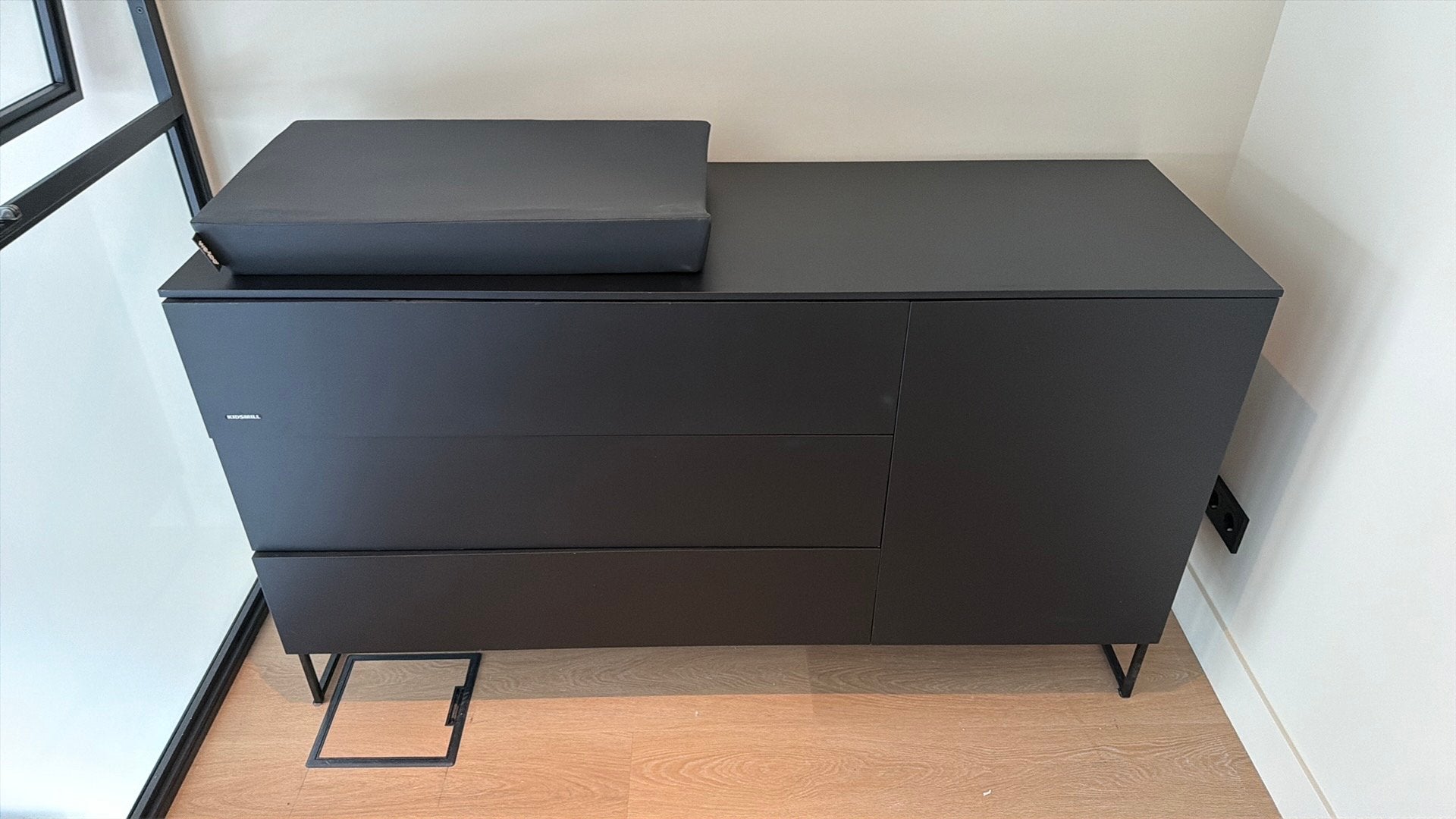 Kidsmill intense II commode XL zwart, Ophalen, 50 tot 70 cm, 100 cm of meer, Zo goed als nieuw