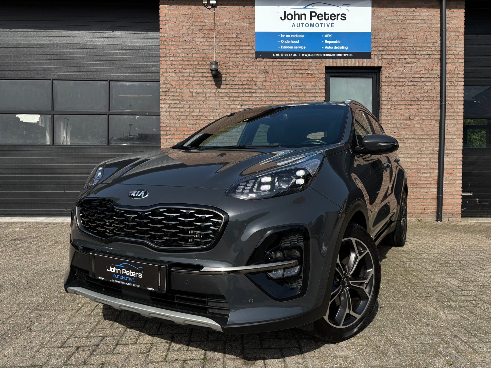 Kia Sportage 1.6 T-gdi 177pk Ecodynamics 4WD Dct7 2021 Grijs, Auto's, Automaat, 4 cilinders, Bedrijf, Bluetooth