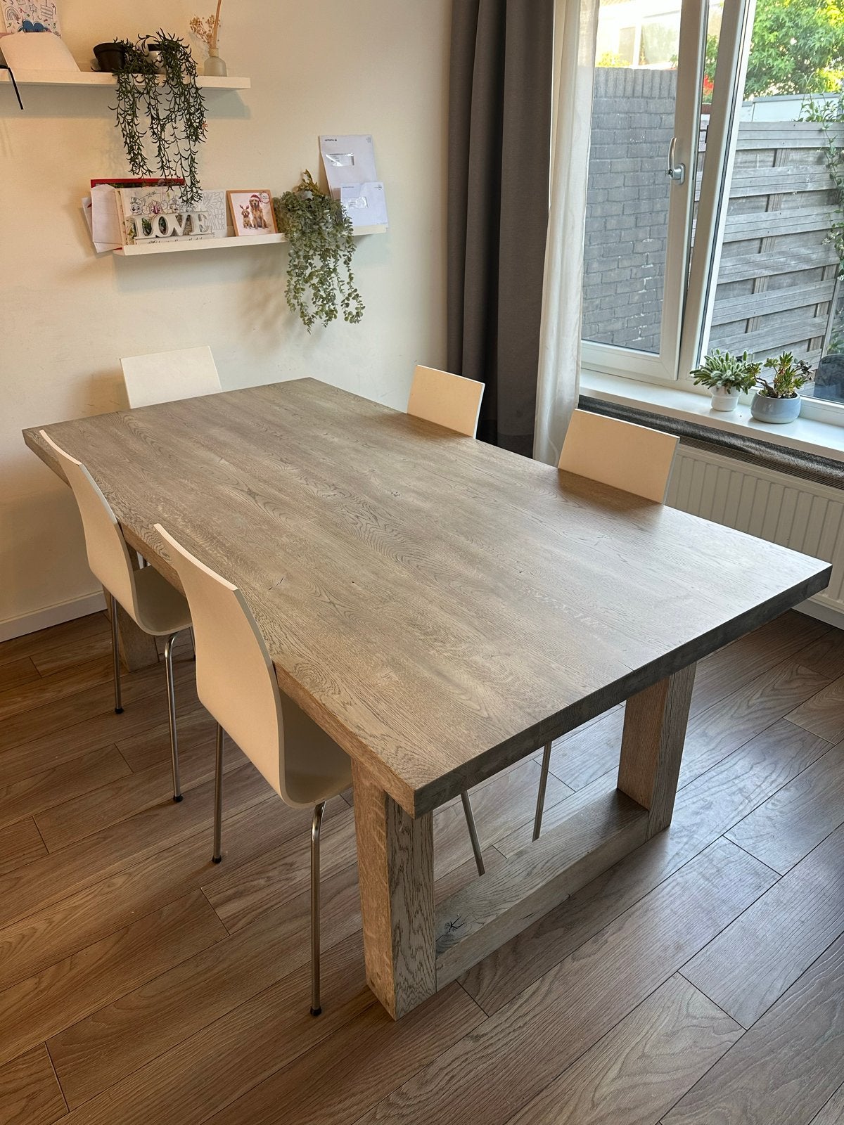 Grote eettafel met 6 stoelen - Zo goed als nieuw, Ophalen, Eikenhout, 50 tot 100 cm, Zo goed als nieuw
