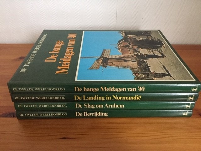 De tweede Wereldoorlog - Lekturama boekenserie. (4 delen), Verzenden, Tweede Wereldoorlog, Zo goed als nieuw, Algemeen