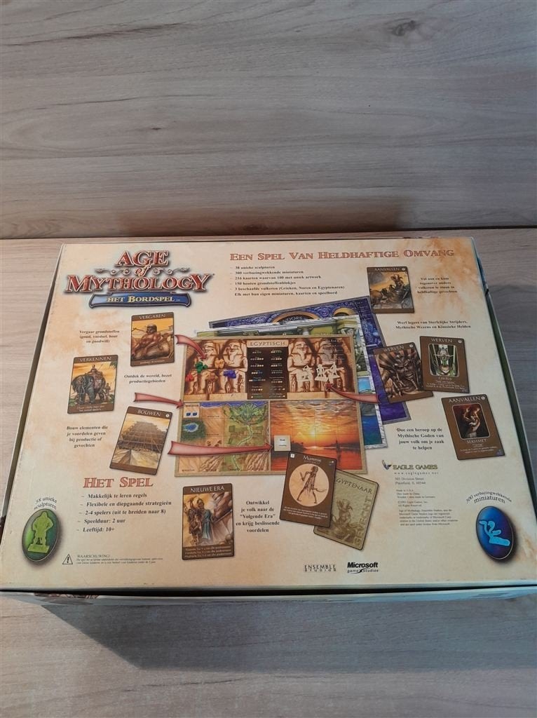 Age of mythologie het bordspel - s6272, Hobby en Vrije tijd, Gezelschapsspellen | Bordspellen, Verzenden, Zo goed als nieuw