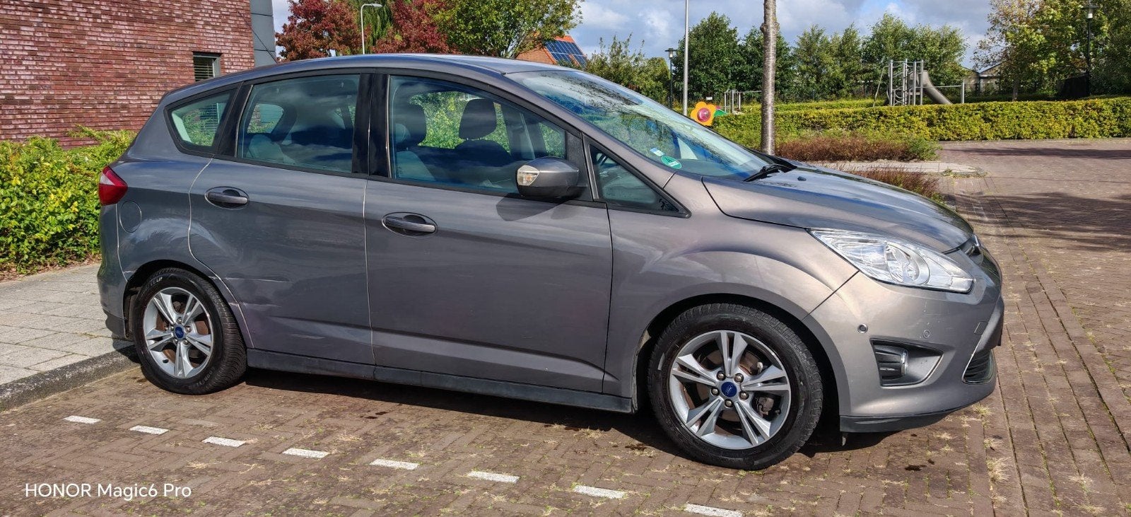 Ford C-Max 1.0 92KW 2013 Bruin 125pk slechts 48.022km!, Voorwielaandrijving, 125 pk, Bruin, 1200 kg