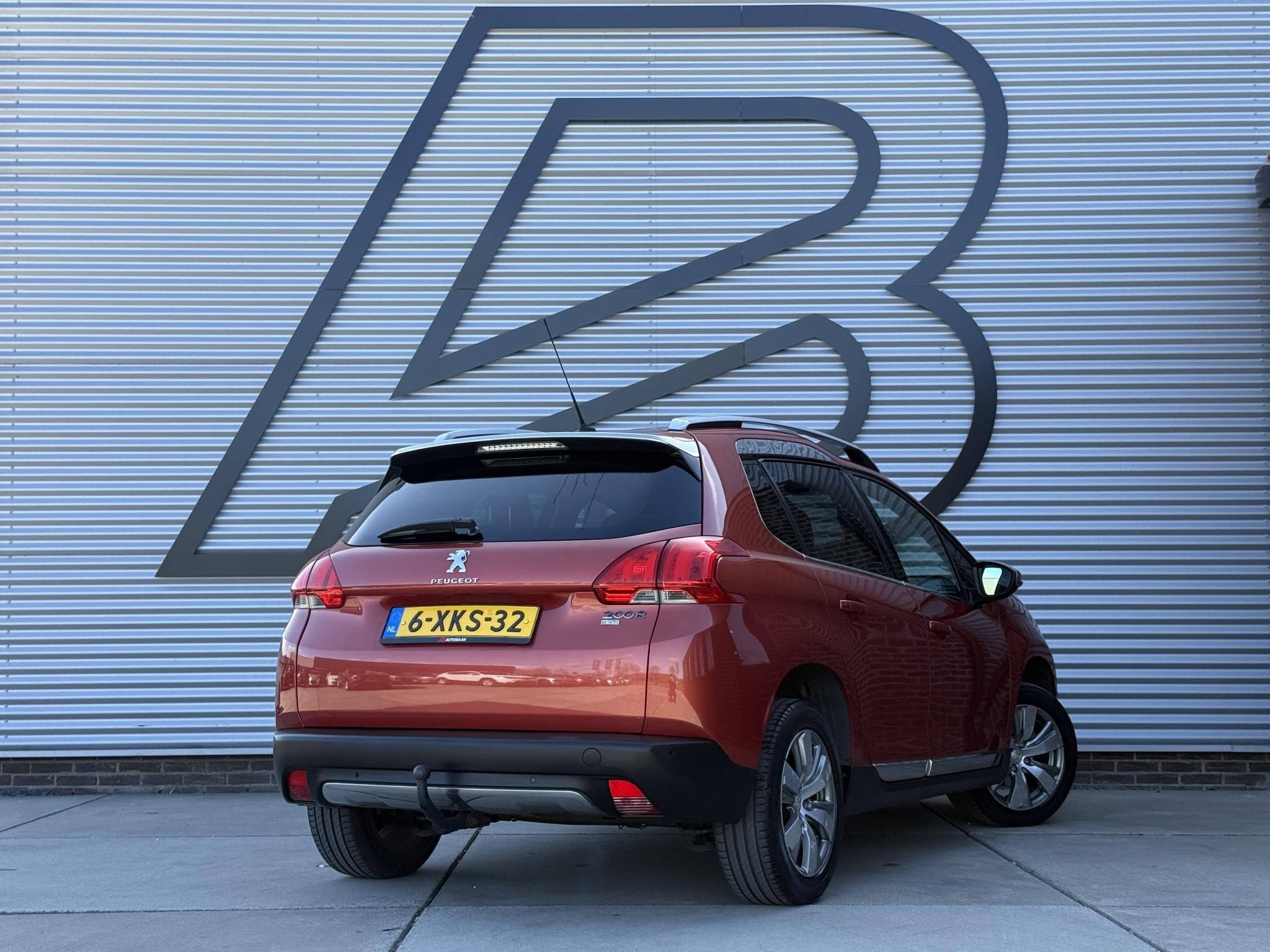 Peugeot 2008 1.2 VTi Allure 2e Eigenaar|Navi|Pano|Clima|Trek, Auto's, Peugeot, Euro 5, 1199 cc, 82 pk, 770 kg