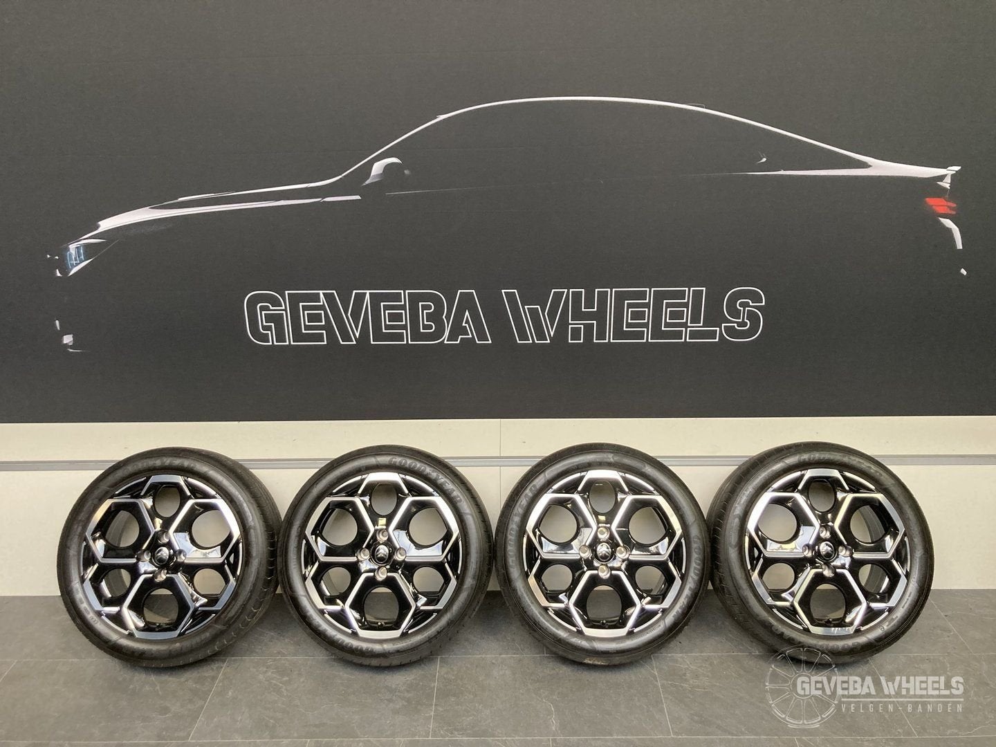 17” originele Citroen C3 IV velgen + banden 4x108 205/50/17, Auto-onderdelen, Banden en Velgen, Gebruikt, -, -, Banden en Velgen