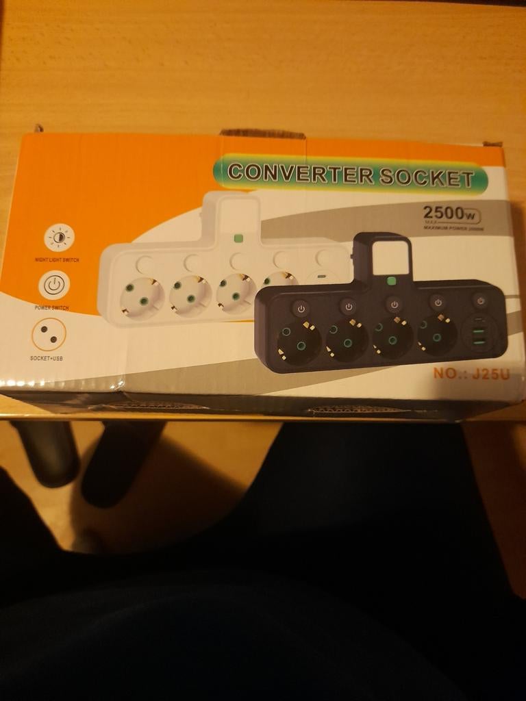Converter Socket 2500W, Ophalen of Verzenden