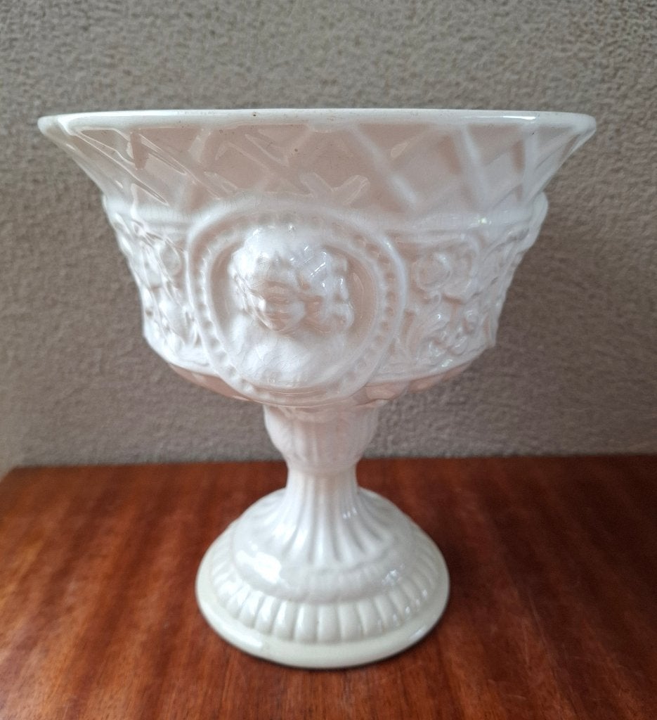 Vintage klassieke witte majolica bloempot op voet Italiaans?, Gebruikt, Binnen, Ophalen of Verzenden, Overige vormen