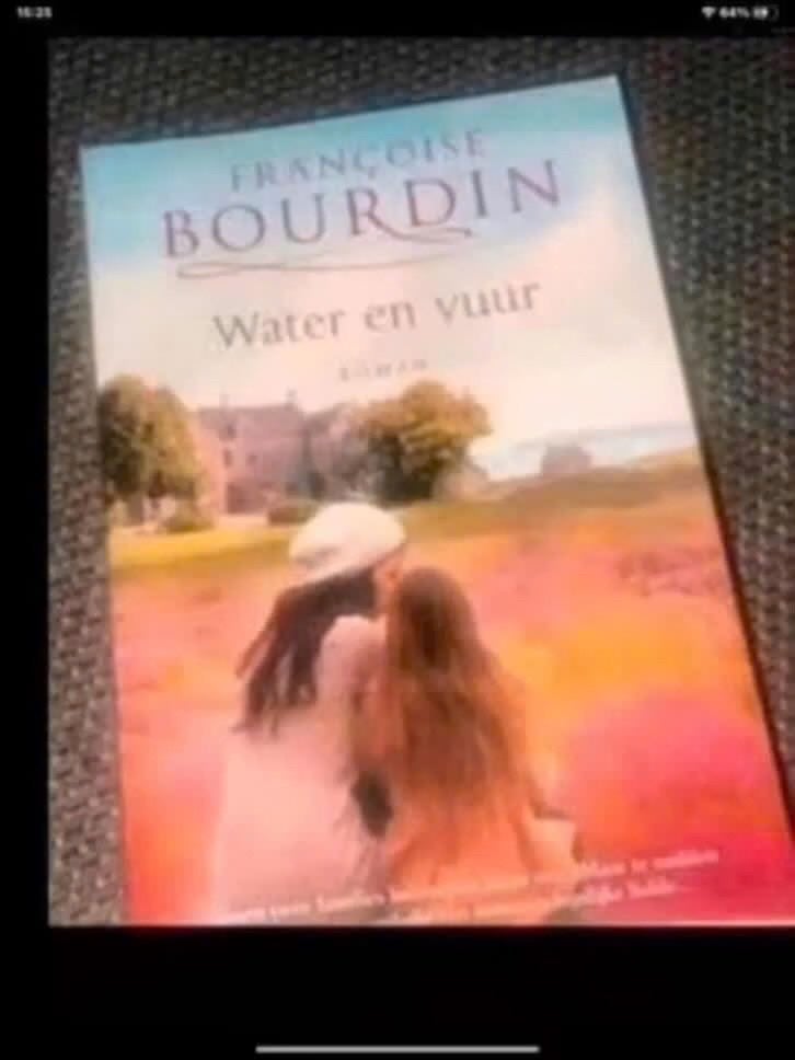 Water en vuur - Françoise Bourdin Roman, Boeken, Gelezen, Europa overig, Françoise Bourdin, Ophalen of Verzenden