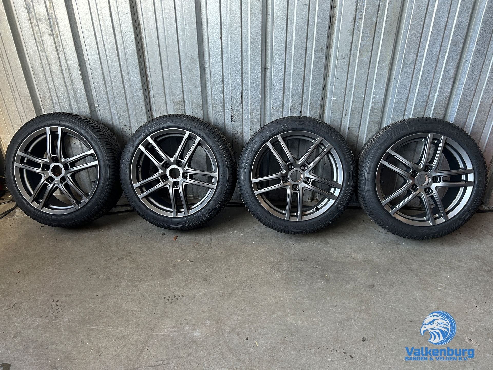 6mm! Audi A3 VAG VW Golf Caddy Leon 17 inch antraciete velge, Gebruikt, -, -, Banden en Velgen
