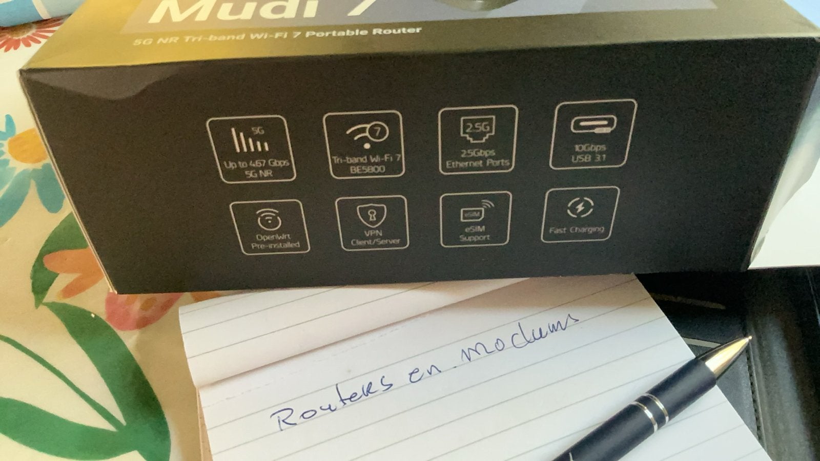 GL.iNet Mudi 7 5G NR Tri-band Wi-Fi 7 Draagbare Router, Computers en Software, Ophalen, Zo goed als nieuw, Router