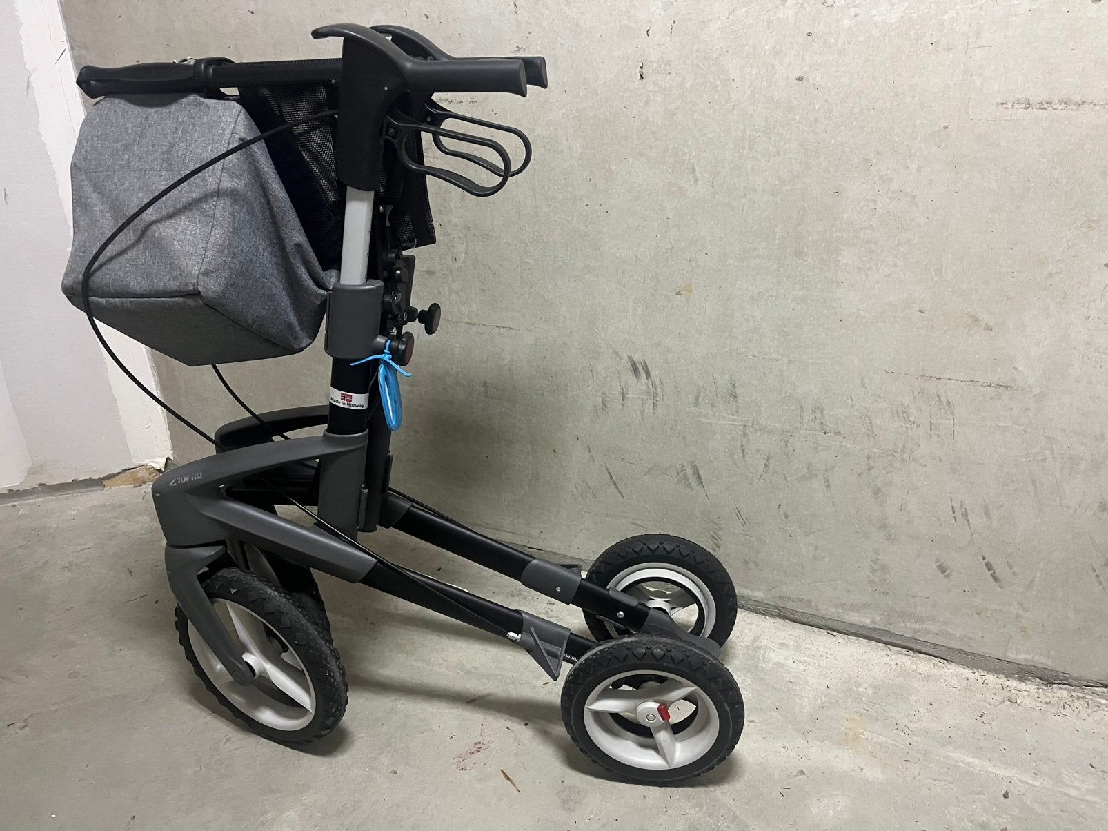 Topro rollator zgan en zeer stabiel, Ophalen, Zo goed als nieuw