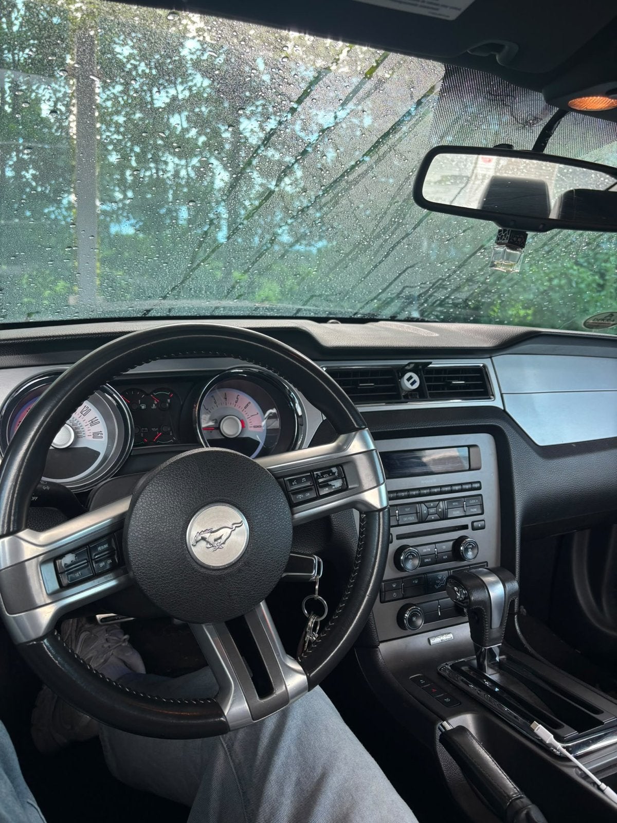 Foto 6 van Ford Mustang 2012 Automaat v6