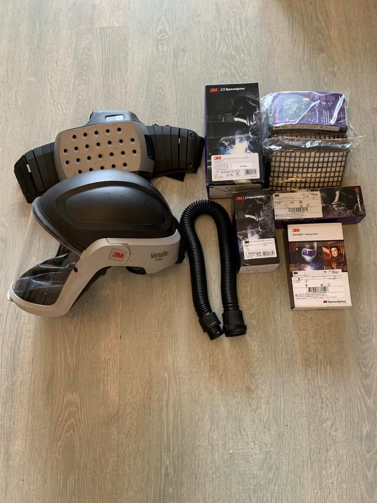 3M Versaflo M-300 + Adflo set met NIEUWE accessoires, Lasfilter, Ophalen of Verzenden, Zo goed als nieuw