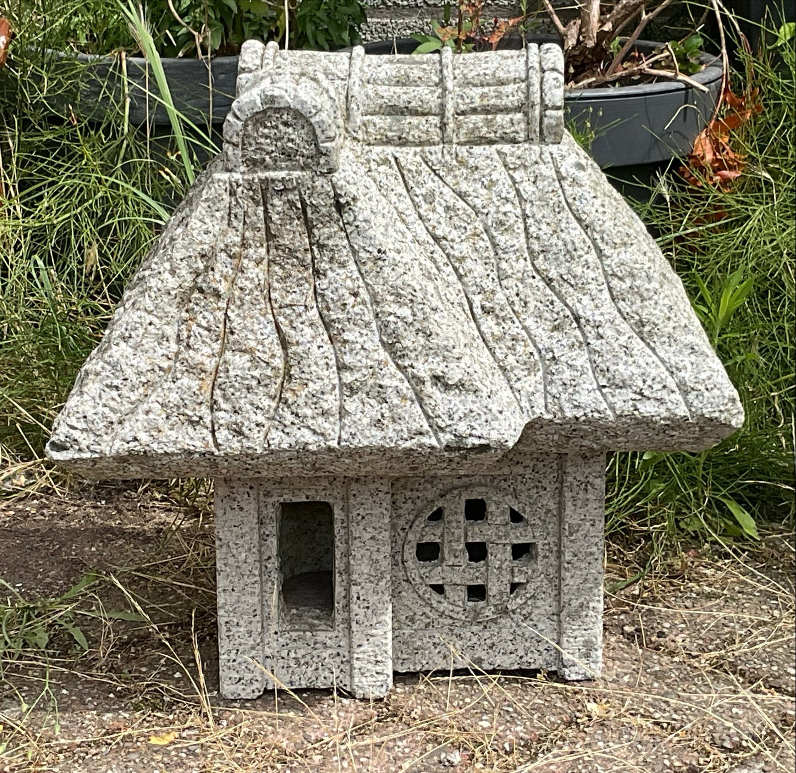 Kusaya Japanse tuinlantaarn ornament lantaarn # 379, Ophalen, Steen, Gebruikt, Graniet