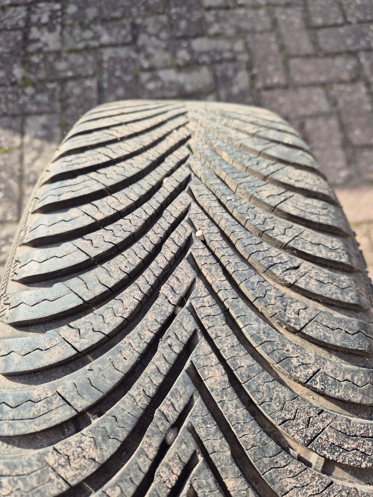 winterbanden + velgen 205/60 R16 renault captur, Ophalen, Gebruikt, 16 inch, Band(en)