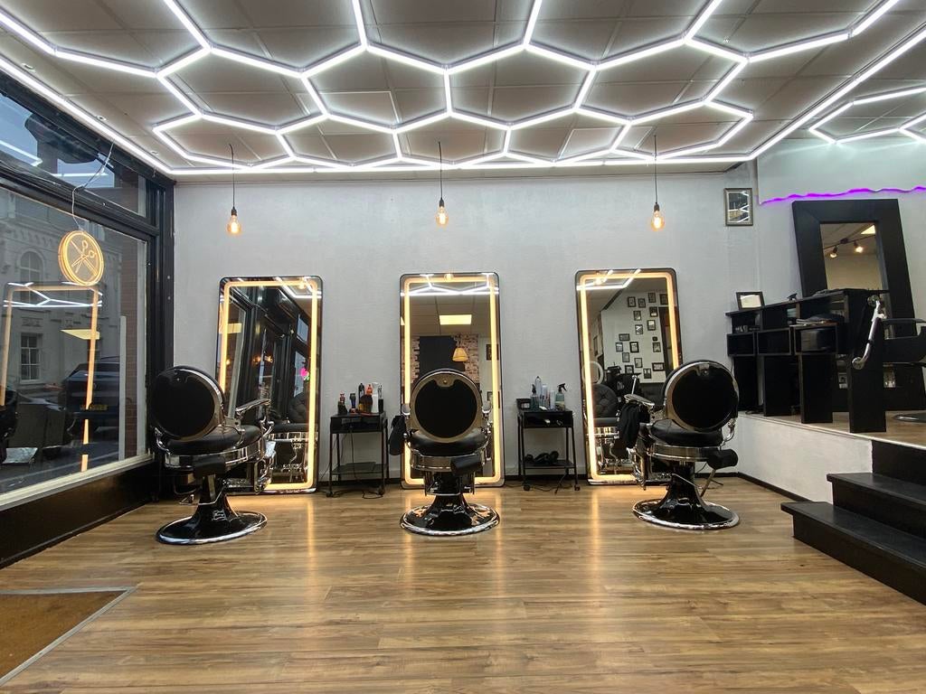 Prachtige Kapsalon/Barbershop in Amsterdam - Twee Verdieping