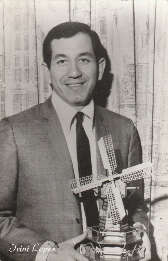Ansichtkaart, Artiest,  Trini Lopez  (688), Verzamelen, Ophalen of Verzenden, 1960 tot 1980, Sterren en Beroemdheden
