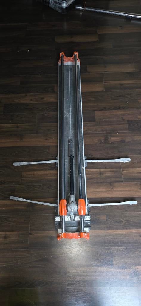 Rubi 1200 Tegelsnijder met Kit 1 Snijders, Ophalen