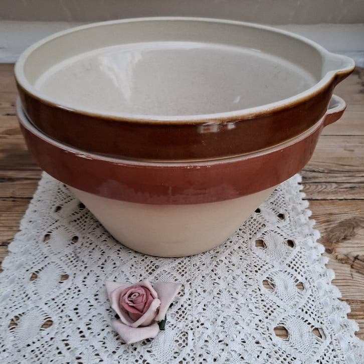 2 Vintage Franse brocante gres beslagkommen, Antiek en Kunst, Curiosa en Brocante, Ophalen of Verzenden