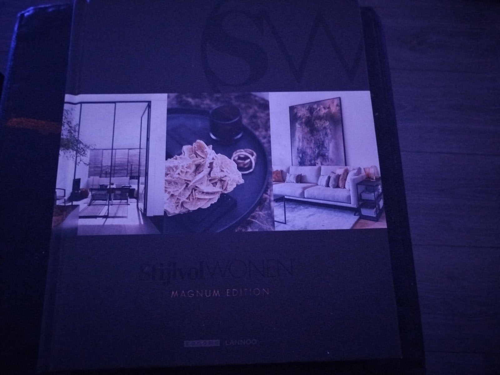 STIJLVOL WONEN MAGNUM EDITION HARDCOVER STIJLVOL WONEN, Boeken, Onbekend, Ophalen of Verzenden, Zo goed als nieuw, Interieur en Design