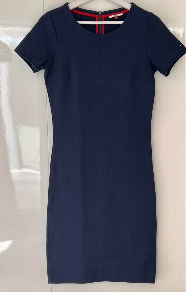TOMMY HILFIGER JURK NIEUWSTAAT, Kleding | Dames, Maat 38/40 (M), Blauw, Ophalen of Verzenden, Zo goed als nieuw