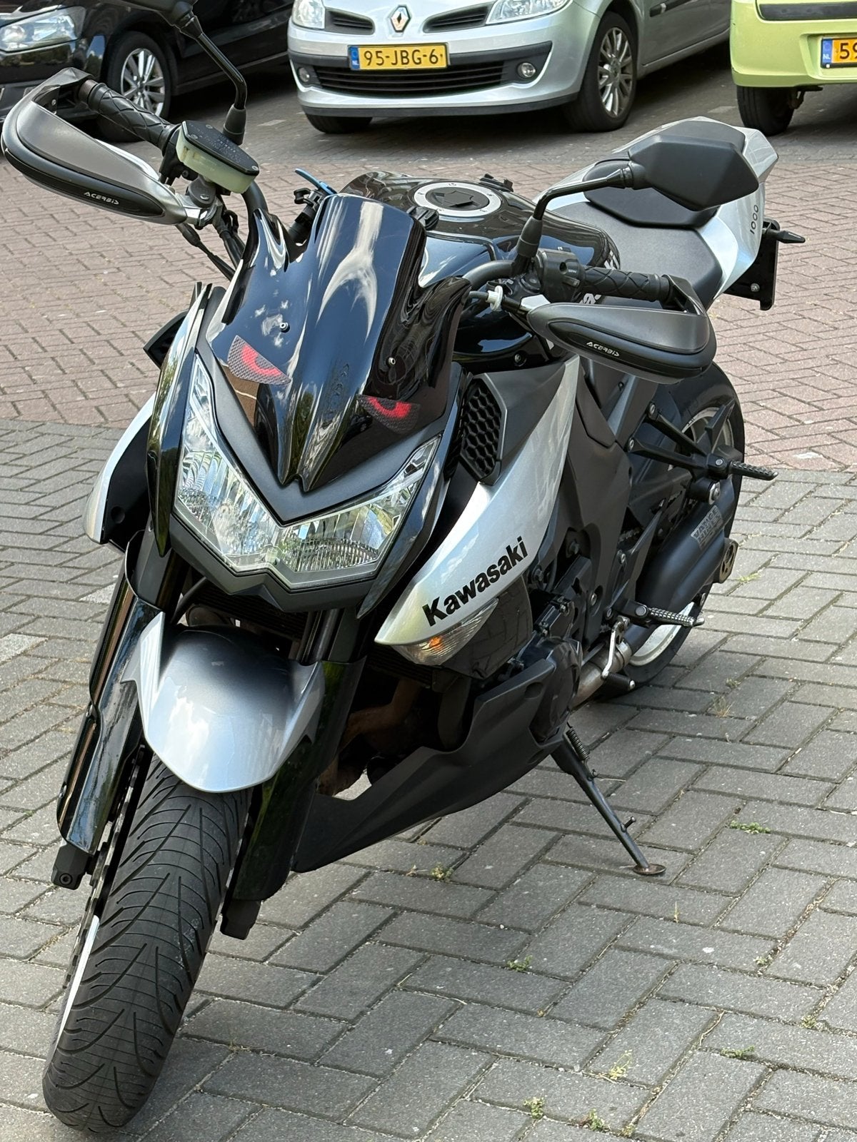 Kawasaki Z1000 Naked Bike - Sportief en Krachtig, Motoren, Motoren | Kawasaki, 4 cilinders, Motorrijbewijs A, Gebruikt, Particulier
