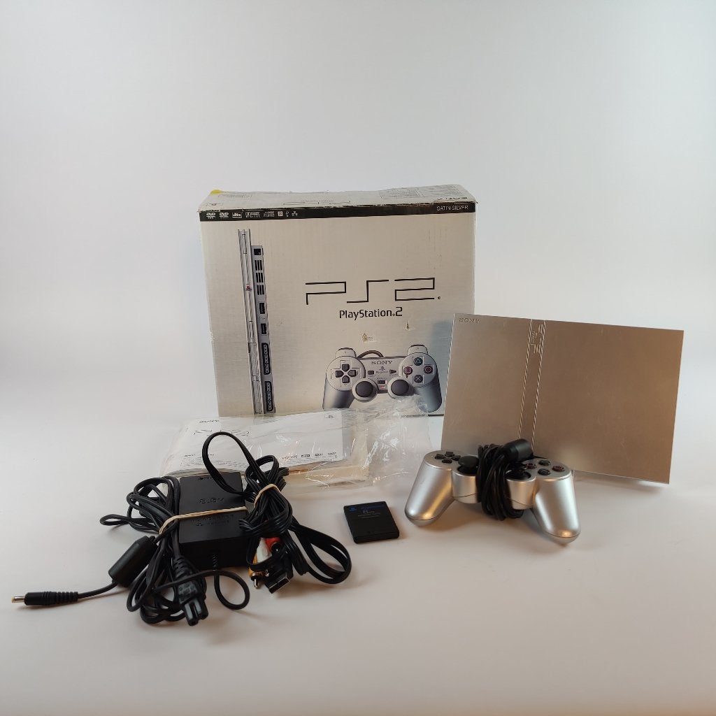 Playstation 2 Slim zilver + controller + memorycard €119.99!, Spelcomputers en Games, Spelcomputers | Sony PlayStation 2, Ophalen of Verzenden