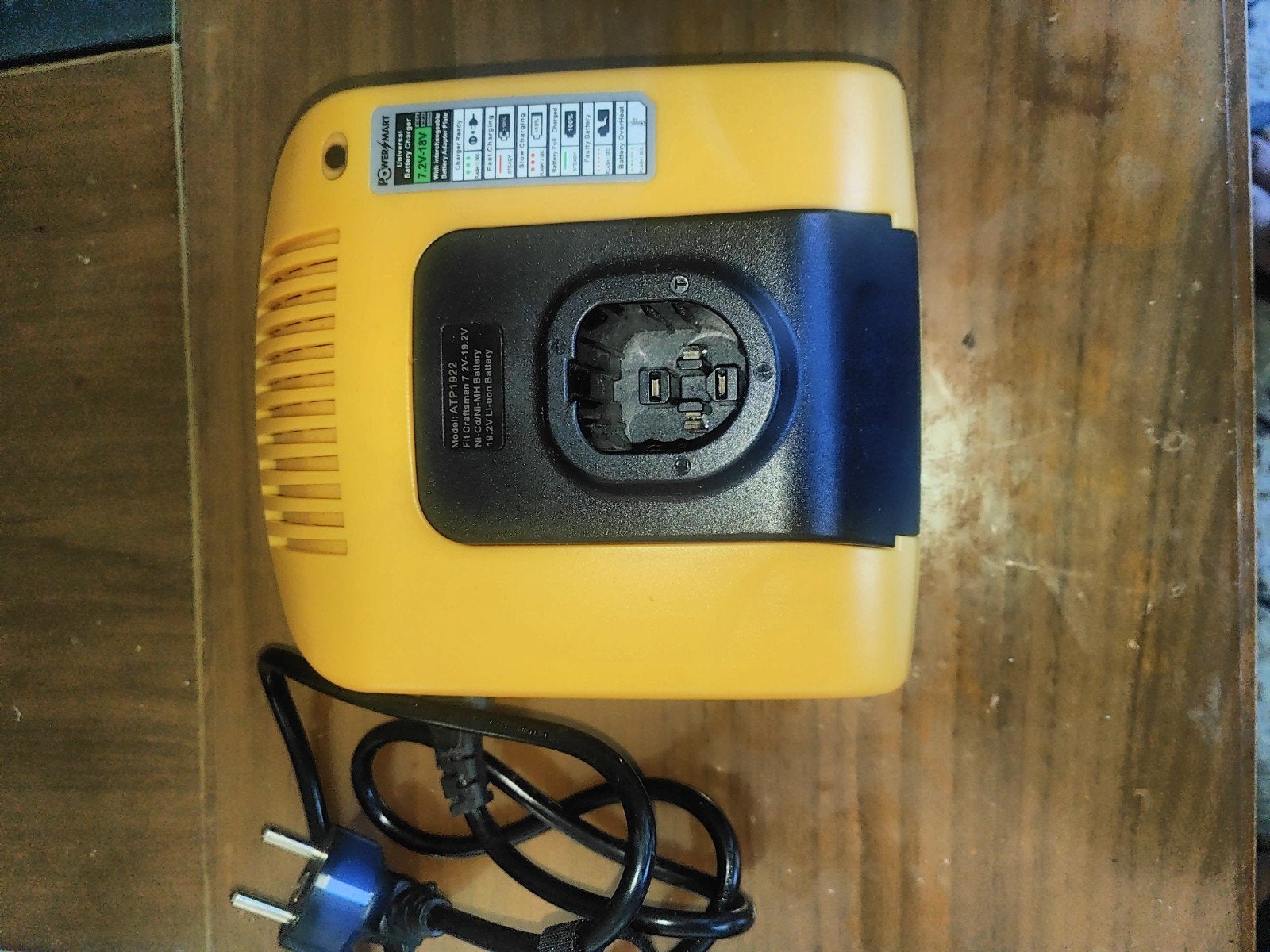 Craftsman PowerMart Universele Acculader 7.2V-18V, Ophalen of Verzenden