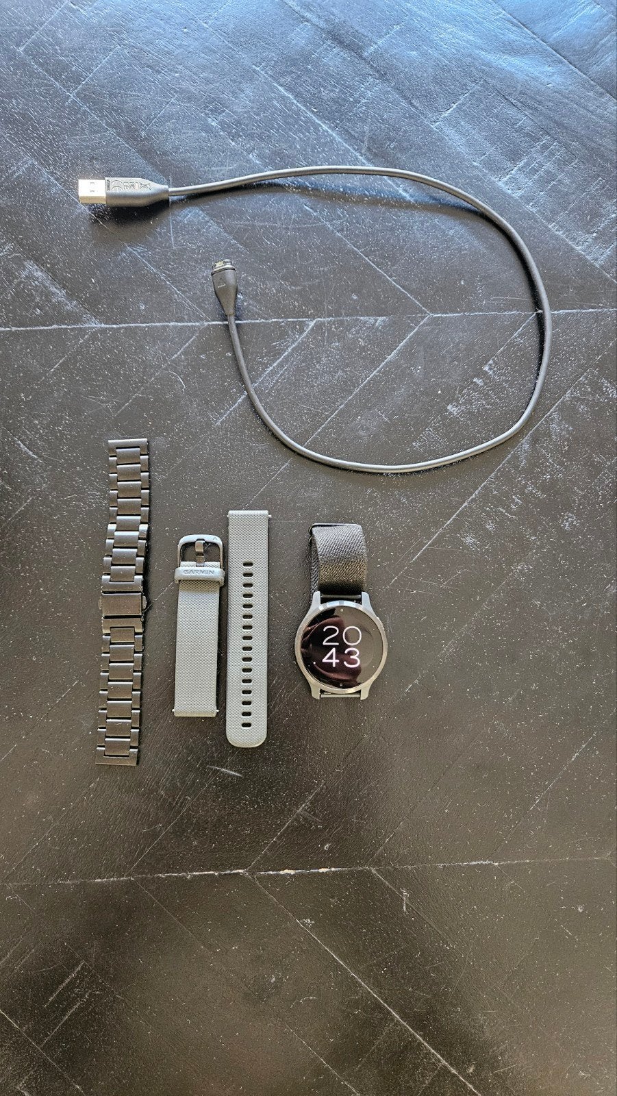 Garmin Venu 2S met extra bandjes en lader, Verzenden, Garmin, Stappen, Zo goed als nieuw