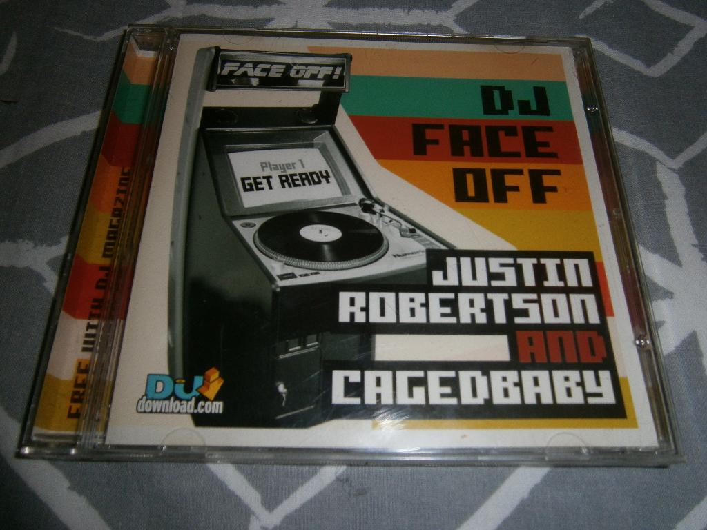 Justin Robertson & Cagedbaby – DJ Magazine Mix CD – 2005, Ophalen, Zo goed als nieuw, Techno of Trance