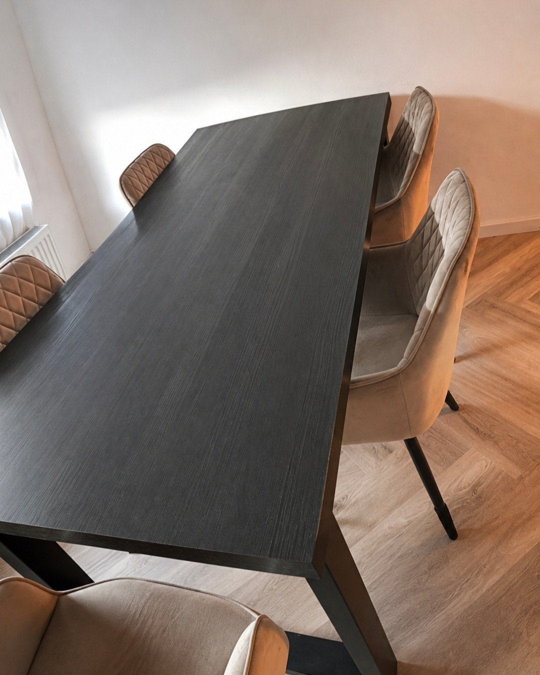 Moderne eettafel, zwart hout, 180x, Huis en Inrichting, Ophalen, 100 tot 150 cm, Nieuw, 150 tot 200 cm